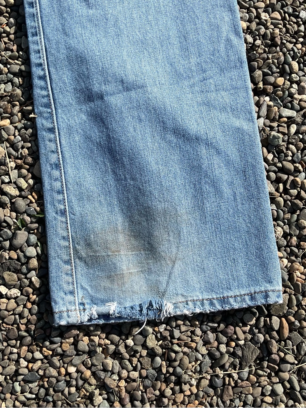 Hollister Women’s Jeans 34x34 Light Wash Straight Leg Distressed Denim - Picture 4 of 6
